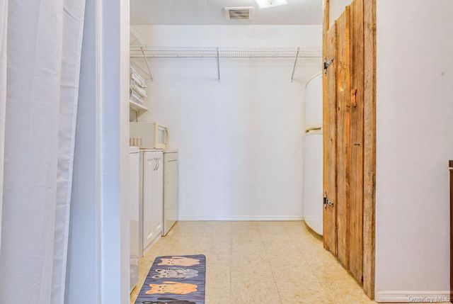 255 Village Court, Kingston, NY 12401