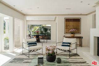 8706 Sunset Plaza Place, West Hollywood, CA 90069