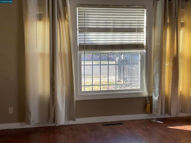 2100 100th Avenue, Oakland, CA 94603