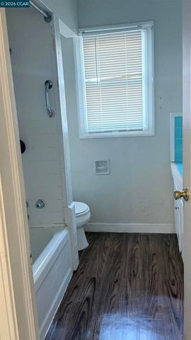 2100 100th Avenue, Oakland, CA 94603