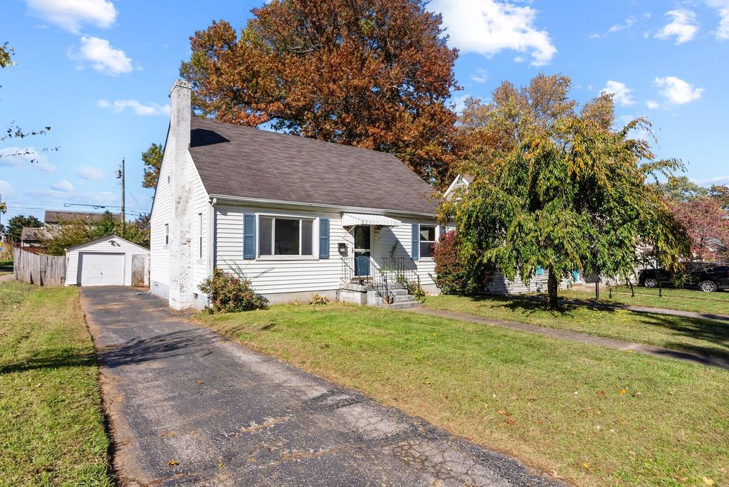 819 Henry Clay Boulevard, Lexington, KY 40505