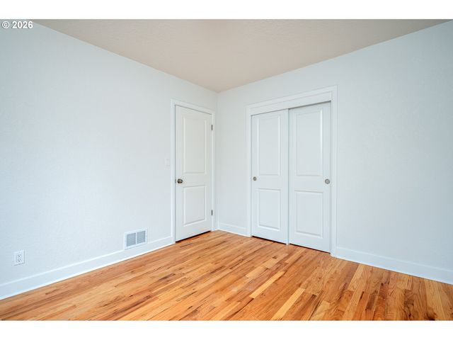 5721 N WILLIS Blvd, Portland, OR 97203