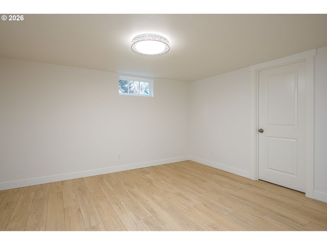 5721 N WILLIS Blvd, Portland, OR 97203