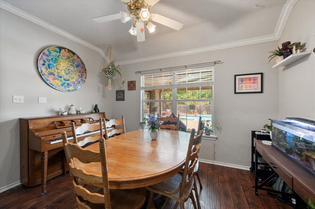 512 Shady Oaks Trail, Burleson, TX 76028