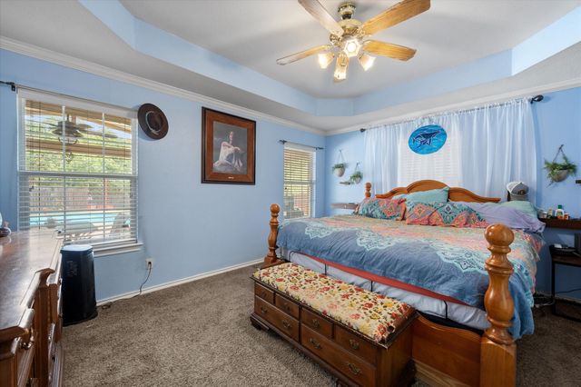 512 Shady Oaks Trail, Burleson, TX 76028