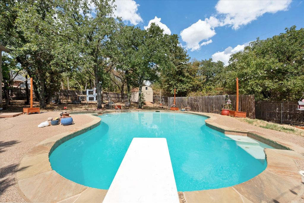 512 Shady Oaks Trail, Burleson, TX 76028 — photo 2