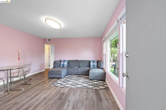 1024 Atherton St, Vallejo, CA 94590