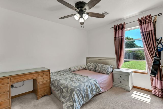 2315 W Grant, Wichita, KS 67213