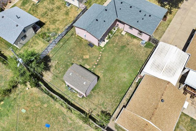 2315 W Grant, Wichita, KS 67213