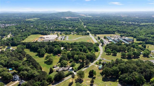 1132 Euharlee Road, Kingston, GA 30145