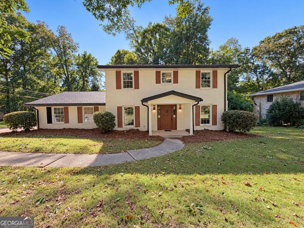 1282 La Mesa Drive, Lawrenceville, GA 30043 — exterior