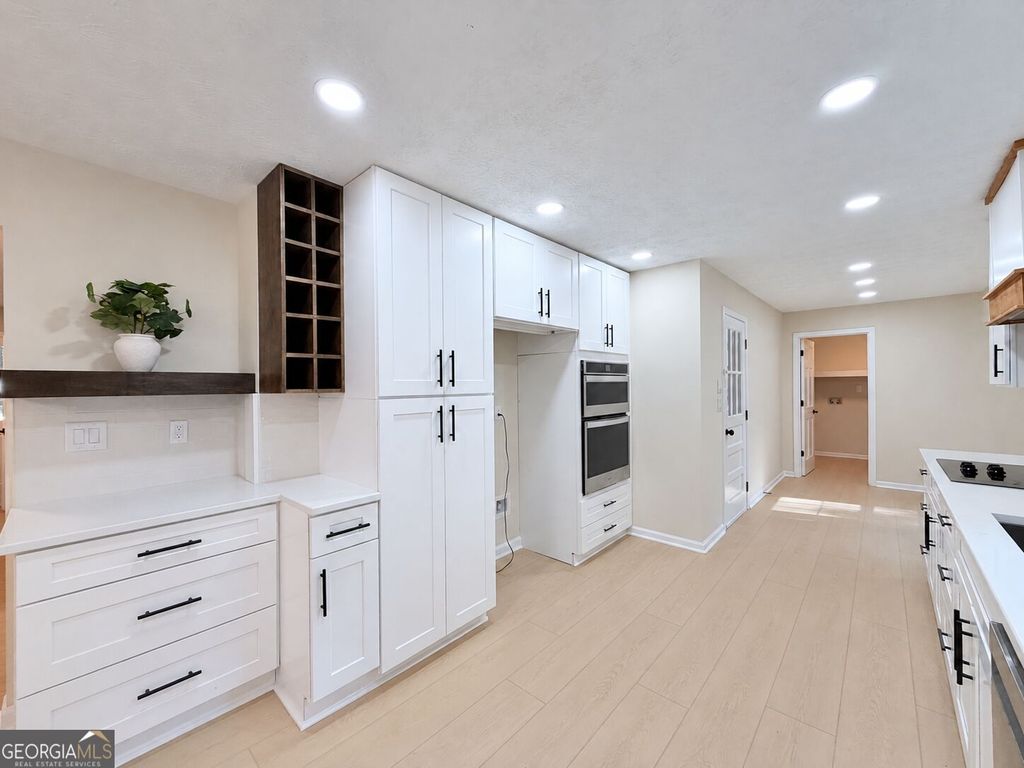1282 La Mesa Drive, Lawrenceville, GA 30043 — photo 3