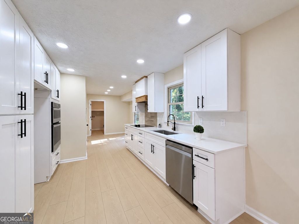1282 La Mesa Drive, Lawrenceville, GA 30043 — photo 5