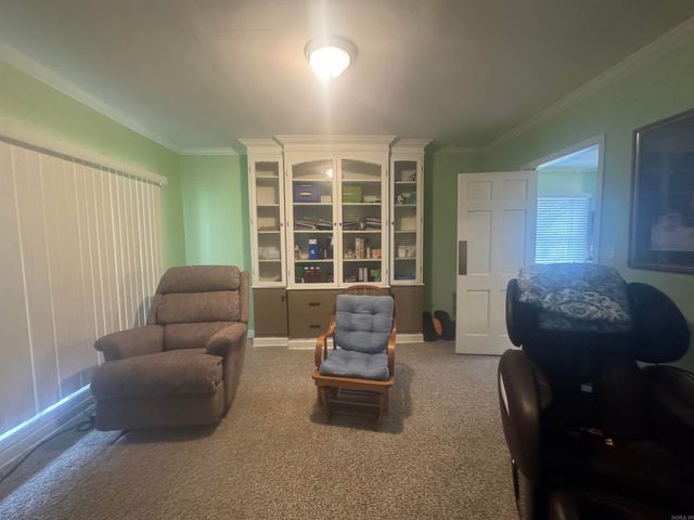 105 Sue Ann Dr, Forrest City, AR 72335