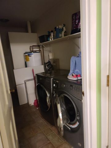 105 Sue Ann Dr, Forrest City, AR 72335