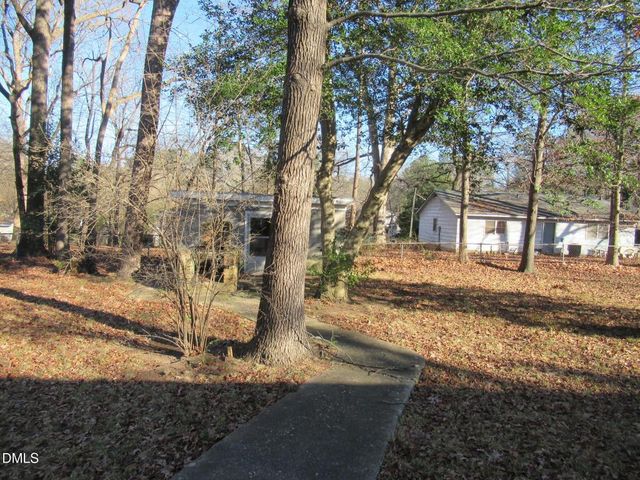 2809 Daytona Drive, Raleigh, NC 27610