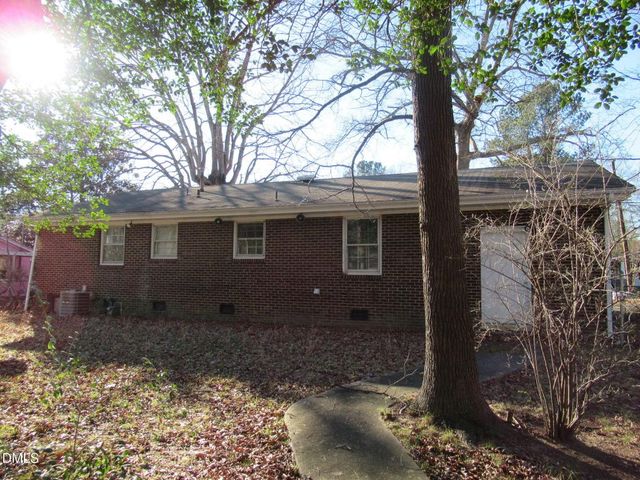 2809 Daytona Drive, Raleigh, NC 27610