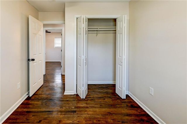 18607 E 6th Street, Independence, MO 64056