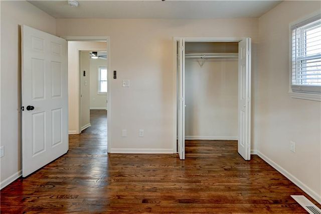 18607 E 6th Street, Independence, MO 64056