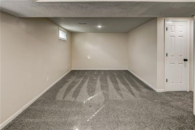 18607 E 6th Street, Independence, MO 64056