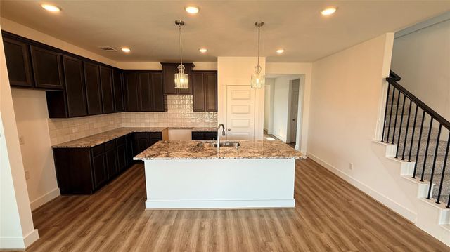 4533 Blue Mountain Laurel Street, Pinehurst, TX 77362