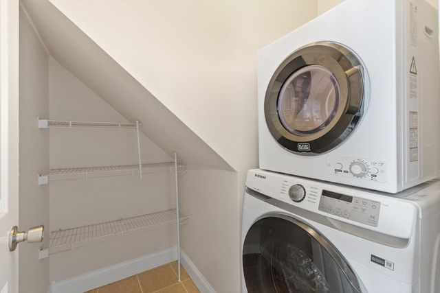 158 Sumner 1, Quincy, MA 02169