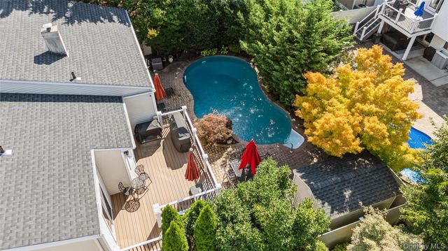 1650 James Street, Merrick, NY 11566