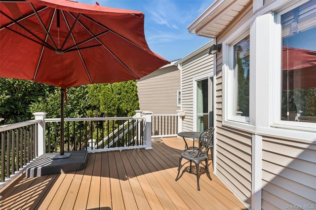 1650 James Street, Merrick, NY 11566
