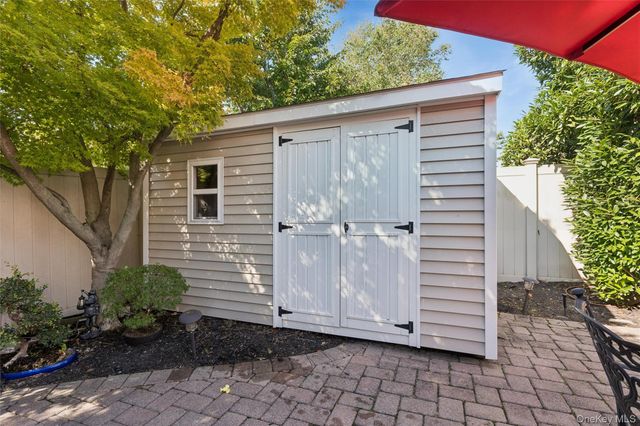 1650 James Street, Merrick, NY 11566