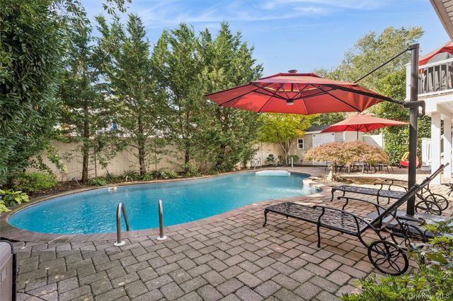 1650 James Street, Merrick, NY 11566