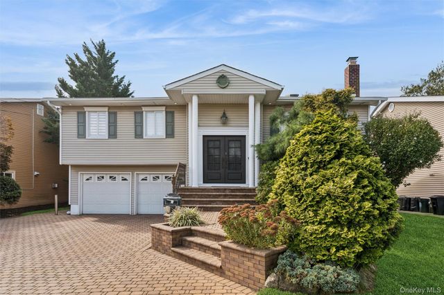 1650 James Street, Merrick, NY 11566