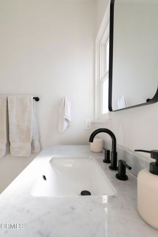 2507 Rockdell Street, La Crescenta, CA 91214