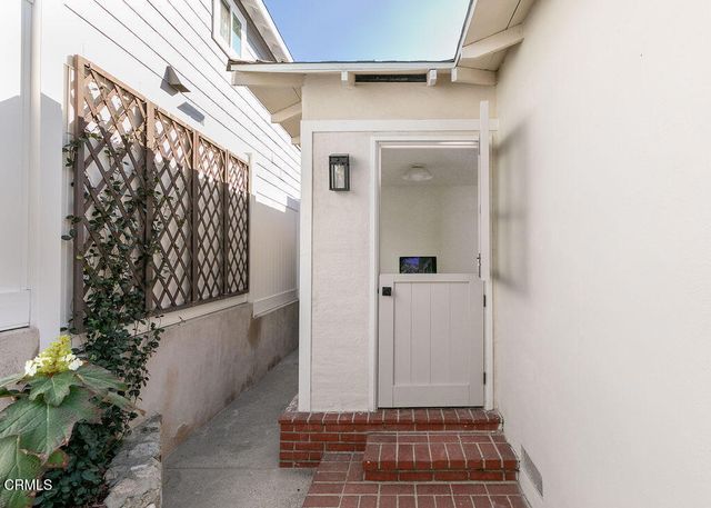 2507 Rockdell Street, La Crescenta, CA 91214