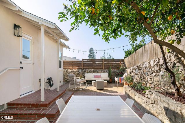 2507 Rockdell Street, La Crescenta, CA 91214