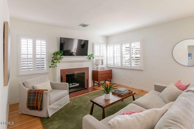 2507 Rockdell Street, La Crescenta, CA 91214