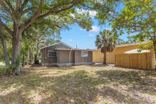 1015 METTO STREET, Clearwater, FL 33755