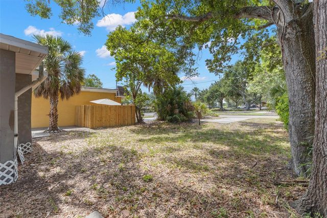 1015 METTO STREET, Clearwater, FL 33755