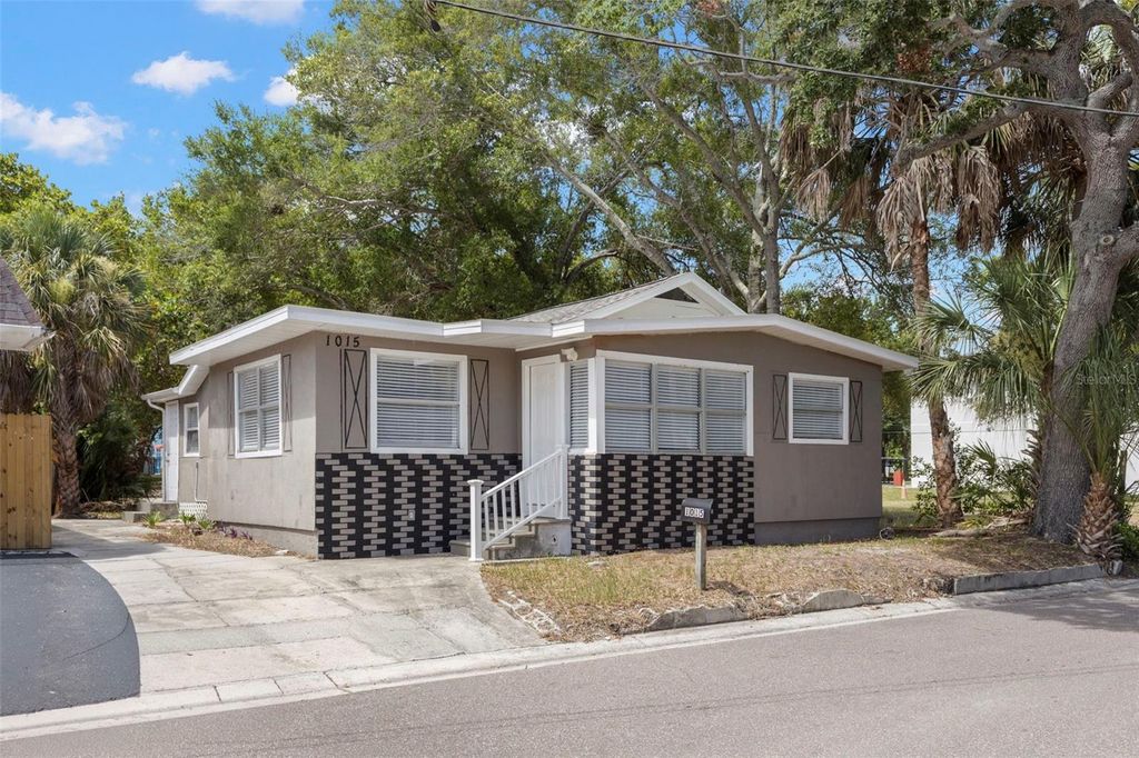 1015 METTO STREET, Clearwater, FL 33755