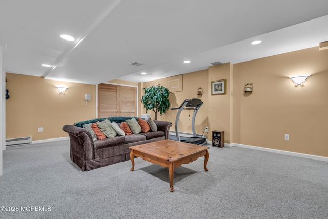 687 Colgate Avenue, Lanoka Harbor, NJ 08734