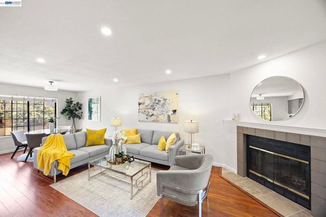 43081 Mayfair Park Ter, Fremont, CA 94538