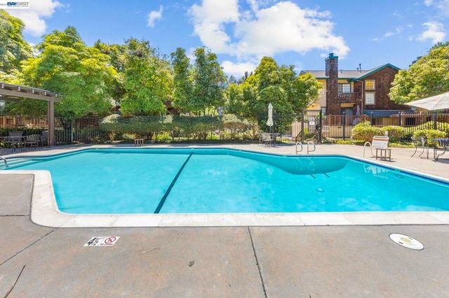 43081 Mayfair Park Ter, Fremont, CA 94538