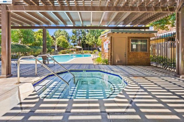 43081 Mayfair Park Ter, Fremont, CA 94538