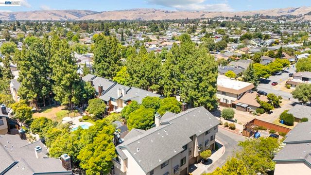 43081 Mayfair Park Ter, Fremont, CA 94538