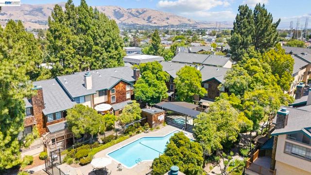 43081 Mayfair Park Ter, Fremont, CA 94538