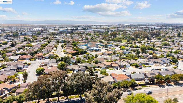 43081 Mayfair Park Ter, Fremont, CA 94538