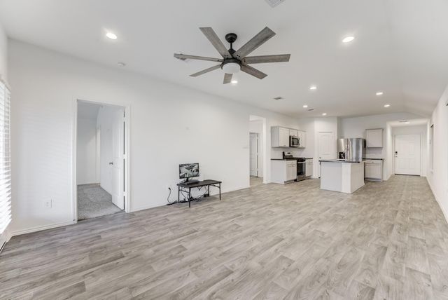 5415 Pinecliff Grove Court, Spring, TX 77373