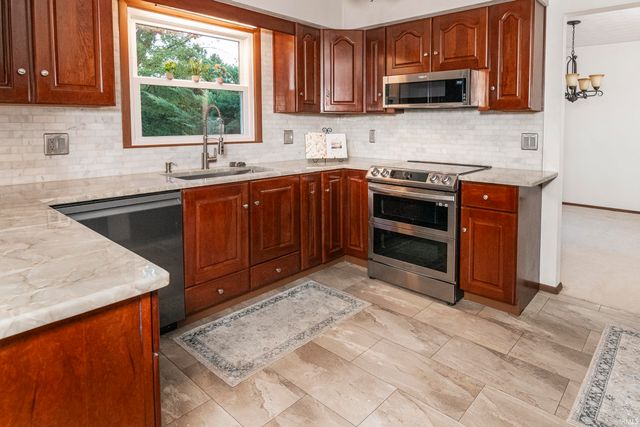 211 S Spriggs Court, Bloomington, IN 47403