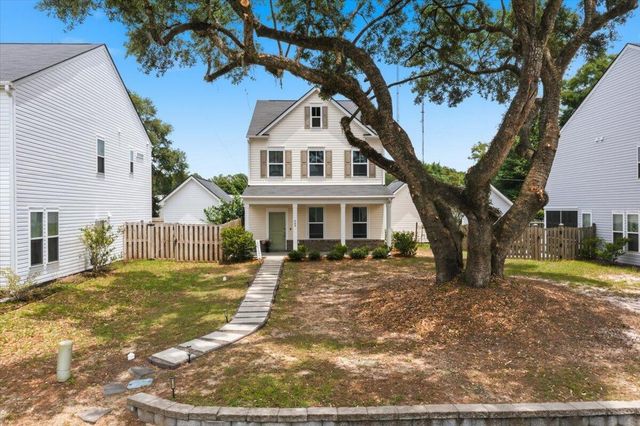 489 Spring Hollow Drive, Charleston, SC 29492