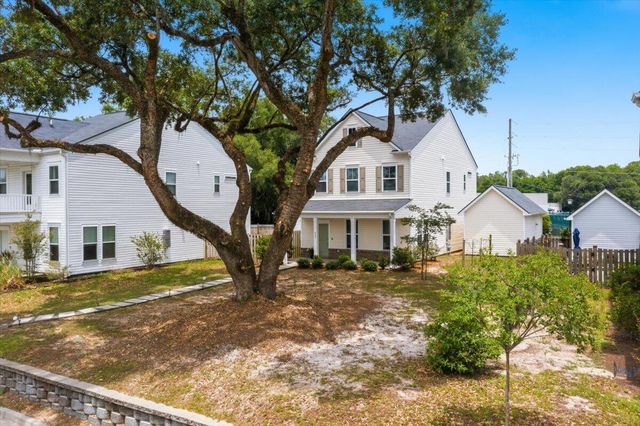 489 Spring Hollow Drive, Charleston, SC 29492