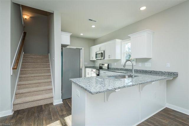 1070 Pinnix Loop, Burlington, NC 27217